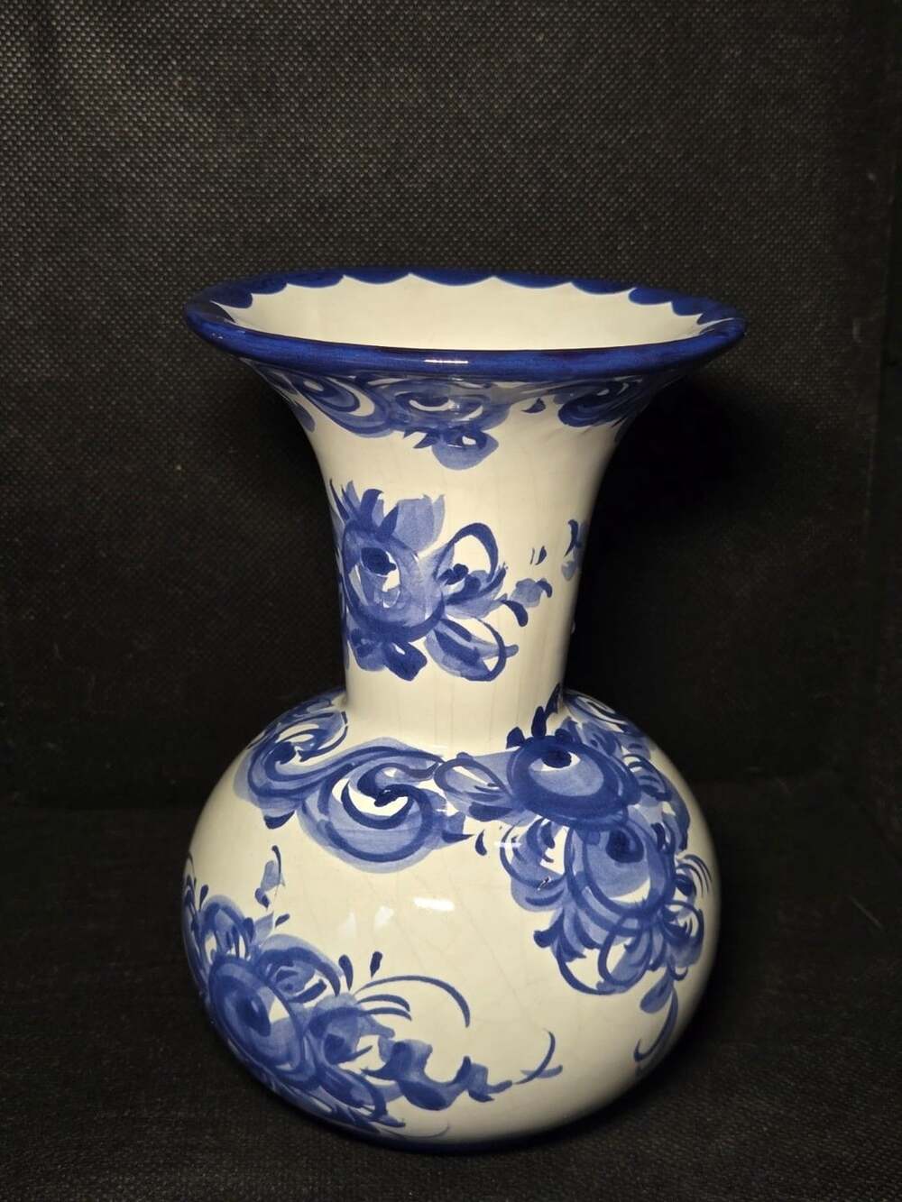 Vintage Vestal Alcobaca PORTUGAL Long Neck Wide Mouth Blue Willow Vase
